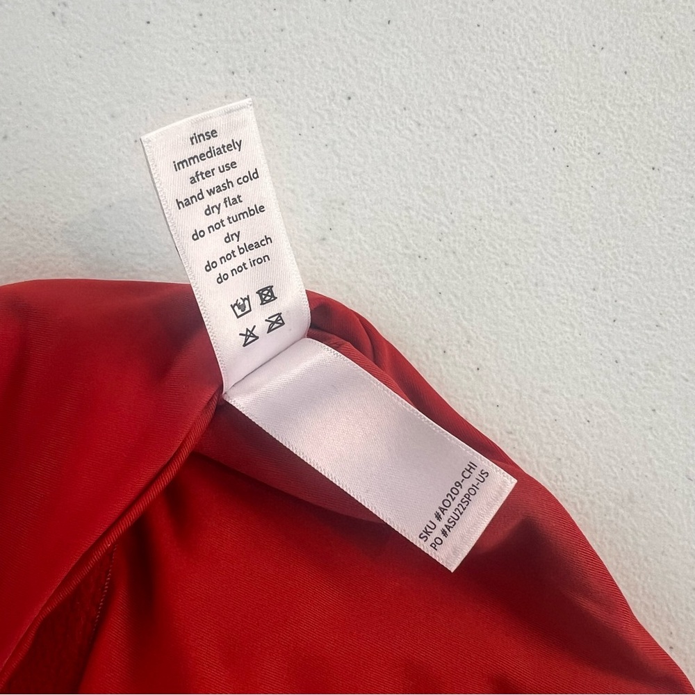 New Andie Swim The Luzon Chili Pepper Red Halter Neck One-Piece Classic Swimsuit - Picture 9 of 11